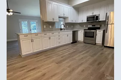 1033 Waterford Ln, Pensacola, FL 32514 - Photo 7