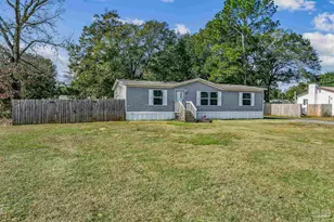 4343 Lindsey Ln, Pace, FL 32571 - Photo 3