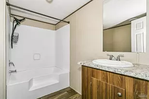 4343 Lindsey Ln, Pace, FL 32571 - Photo 17