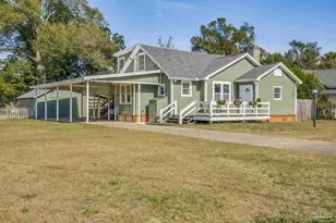 1306 Poppy Ave, Pensacola, FL 32507 - Photo 1