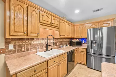 1089 Yellowstone Pass, Cantonment, FL 32533 - Photo 7