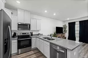 9487 Nature Crk Cir, Pensacola, FL 32526 - Photo 13