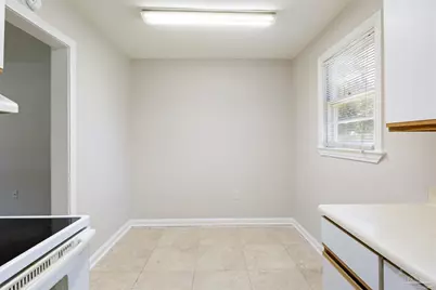 5527 Lynwood Rd, Pensacola, FL 32506 - Photo 11