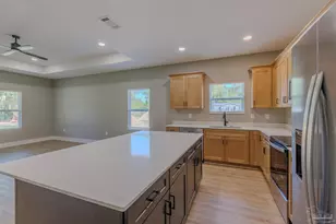 1001 Bremen Ave, Pensacola, FL 32507 - Photo 17