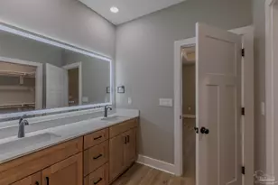 1001 Bremen Ave, Pensacola, FL 32507 - Photo 33