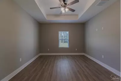 1001 Bremen Ave, Pensacola, FL 32507 - Photo 11