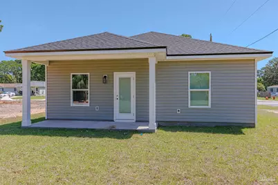 1001 Bremen Ave, Pensacola, FL 32507 - Photo 9