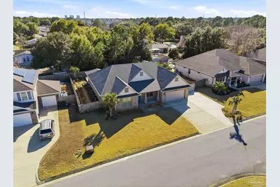 3589 Pelican Bay Cir, Gulf Breeze, FL 32563 - Photo 57