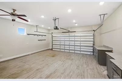 3589 Pelican Bay Cir, Gulf Breeze, FL 32563 - Photo 55