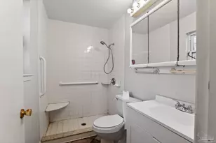 5687 Nicholas Ln, Pensacola, FL 32526 - Photo 5