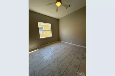 1100 Willowood Cir, Gulf Breeze, FL 32563 - Photo 3