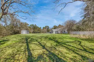 4881 Calvin Dr, Milton, FL 32583 - Photo 9