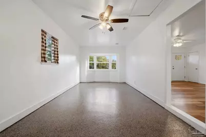 5712 Sunflower Ave, Milton, FL 32570 - Photo 9