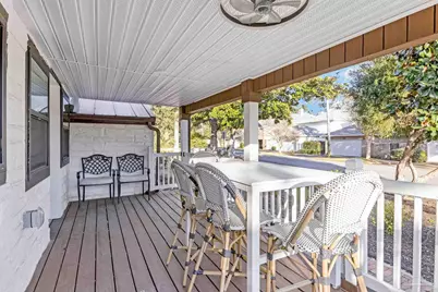 714 Bayshore Dr, Pensacola, FL 32507 - Photo 11