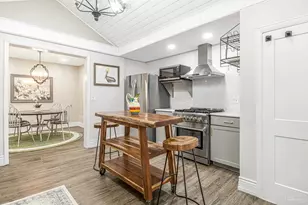 714 Bayshore Dr, Pensacola, FL 32507 - Photo 25