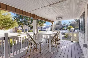 714 Bayshore Dr, Pensacola, FL 32507 - Photo 13