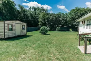 7569 Pine Meadows Loop, Milton, FL 32571 - Photo 5