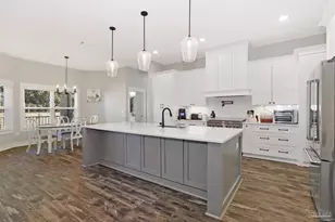 1798 Thresher Dr, Navarre, FL 32566 - Photo 9