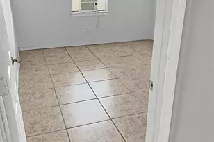 923 Bremen Ave, Pensacola, FL 32502 - Photo 19