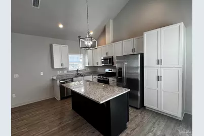 102 S G St, Pensacola, FL 32502 - Photo 5