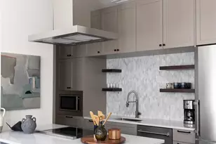 17 S Palafox Pl, Pensacola, FL 32502 - Photo 7