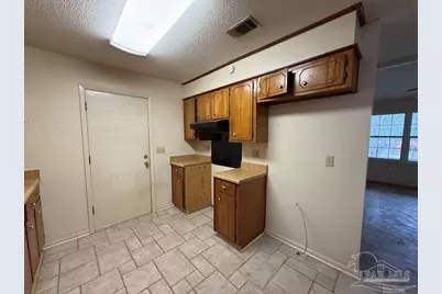 6413 Meadow Field Cir, Pensacola, FL 32526 - Photo 5