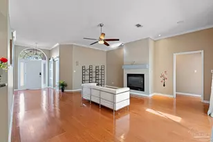 3377 Crestview Ln, Gulf Breeze, FL 32563 - Photo 9