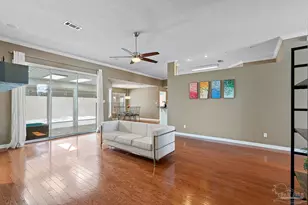 3377 Crestview Ln, Gulf Breeze, FL 32563 - Photo 11