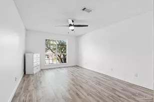 3377 Crestview Ln, Gulf Breeze, FL 32563 - Photo 39