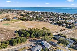 3377 Crestview Ln, Gulf Breeze, FL 32563 - Photo 61