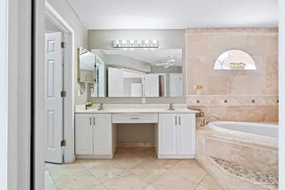 3377 Crestview Ln, Gulf Breeze, FL 32563 - Photo 33