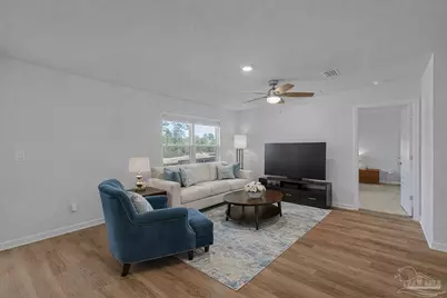 5872 Belmont Stakes Rd, Pensacola, FL 32526 - Photo 9