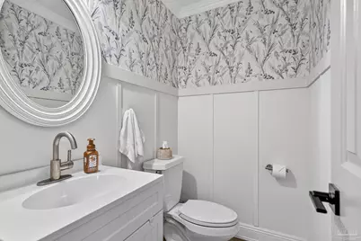 4596 Bayside Dr, Milton, FL 32583 - Photo 9