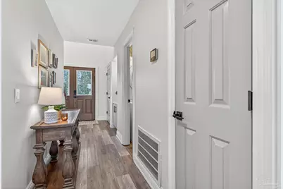 4596 Bayside Dr, Milton, FL 32583 - Photo 11