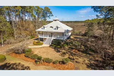 4596 Bayside Dr, Milton, FL 32583 - Photo 1