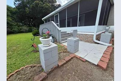 4505 Edgewood Dr, Milton, FL 32583 - Photo 3