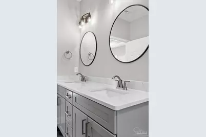 8425 Tippin Ave, Pensacola, FL 32504 - Photo 31