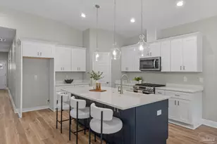 8425 Tippin Ave, Pensacola, FL 32504 - Photo 7