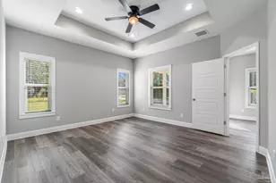 8425 Tippin Ave, Pensacola, FL 32504 - Photo 9