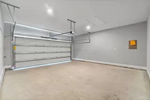 8425 Tippin Ave, Pensacola, FL 32504 - Photo 29