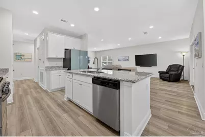 7264 Riverview St, Navarre, FL 32566 - Photo 9