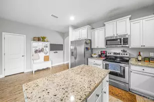 2544 Caldwell Cir, Pace, FL 32571 - Photo 7