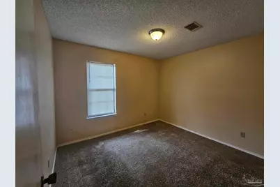 4417 Eastpointe Dr, Pensacola, FL 32514 - Photo 11