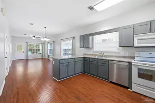 211 Wildflower Ln, Pensacola, FL 32514 - Photo 7