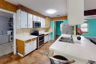 1059 Woodlore Cir, Gulf Breeze, FL 32563 - Photo 1