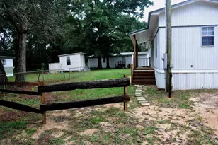 3939 Reinhardt Village Rd, Milton, FL 32583 - Photo 17