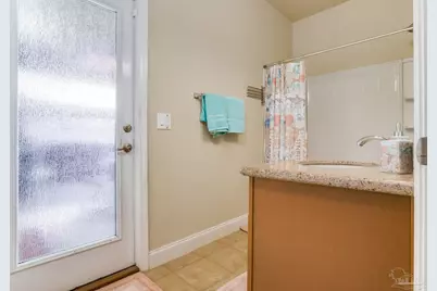 7457 Deck Ln, Pensacola, FL 32526 - Photo 37