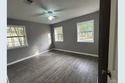 923 S Madison Dr, Pensacola, FL 32505 - Photo 9