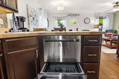 327 N Reus St, Pensacola, FL 32501 - Photo 17