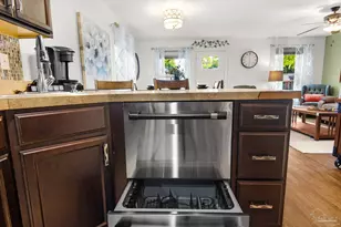 327 N Reus St, Pensacola, FL 32501 - Photo 17